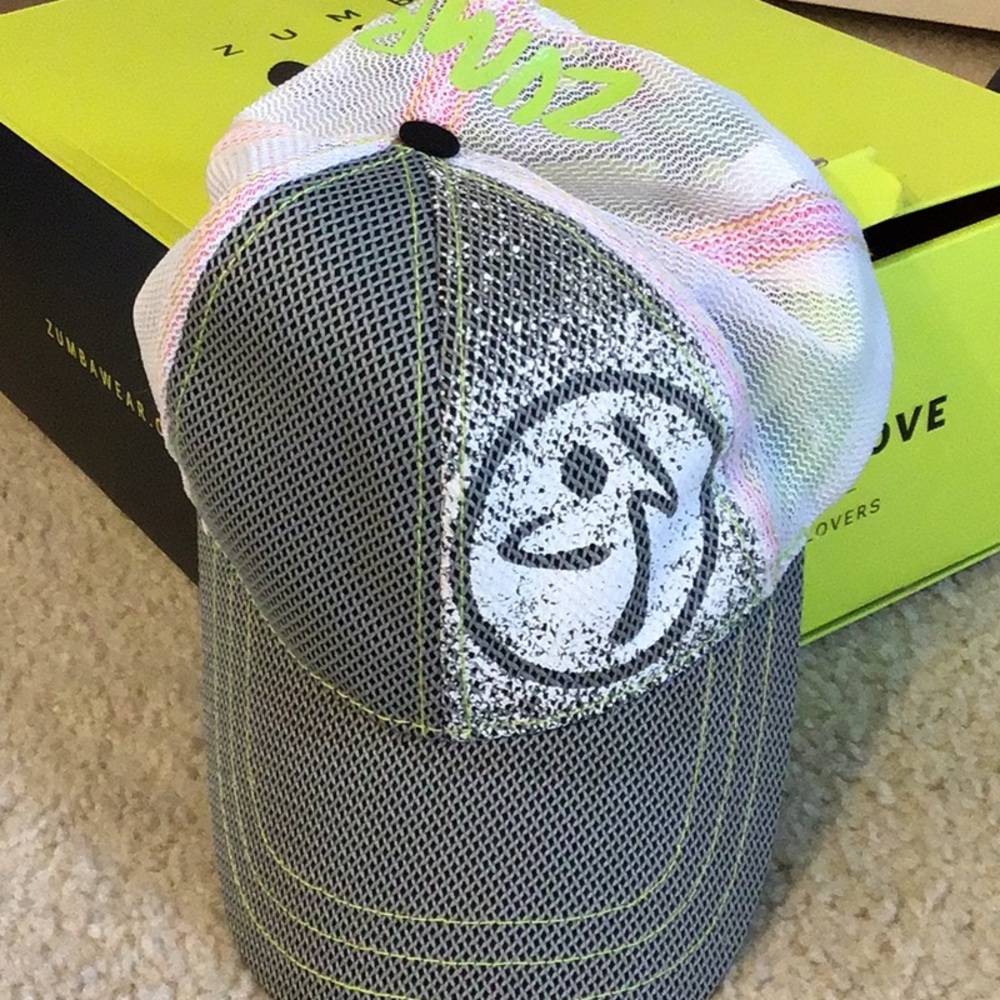 Zumba hat